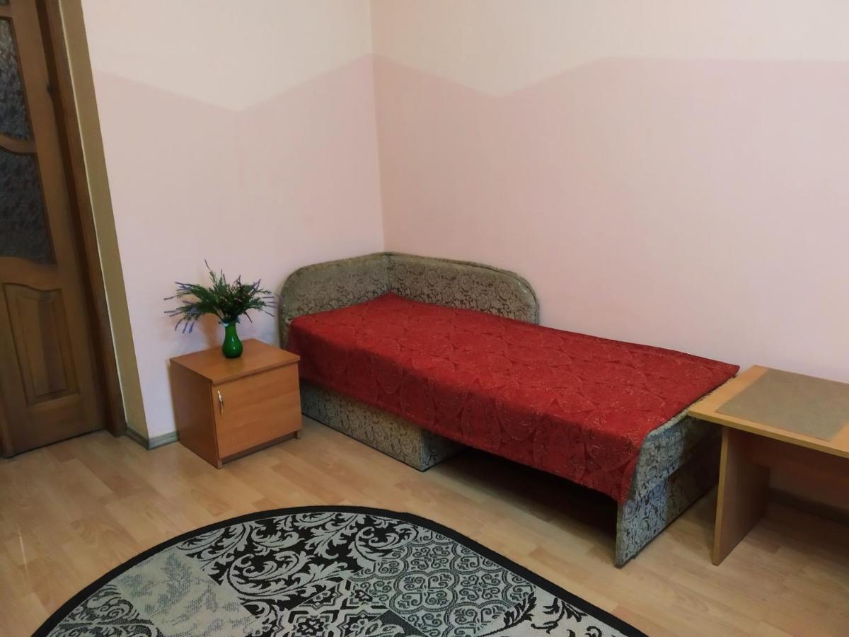 Apartment Near St. Elizabeth Church Lviv Dış mekan fotoğraf